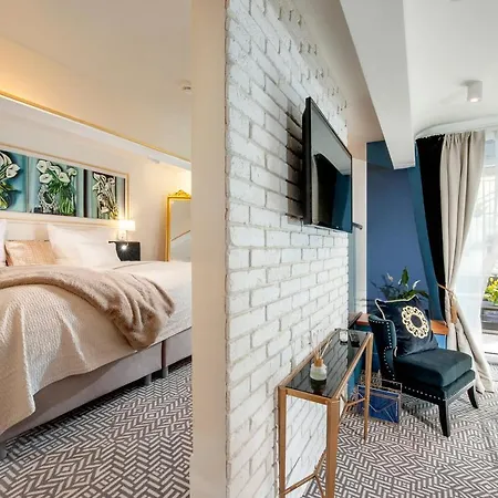 Amber Design Aparthotel Cracovia