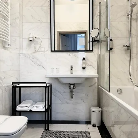 Apartmanhotel Amber Design 4*